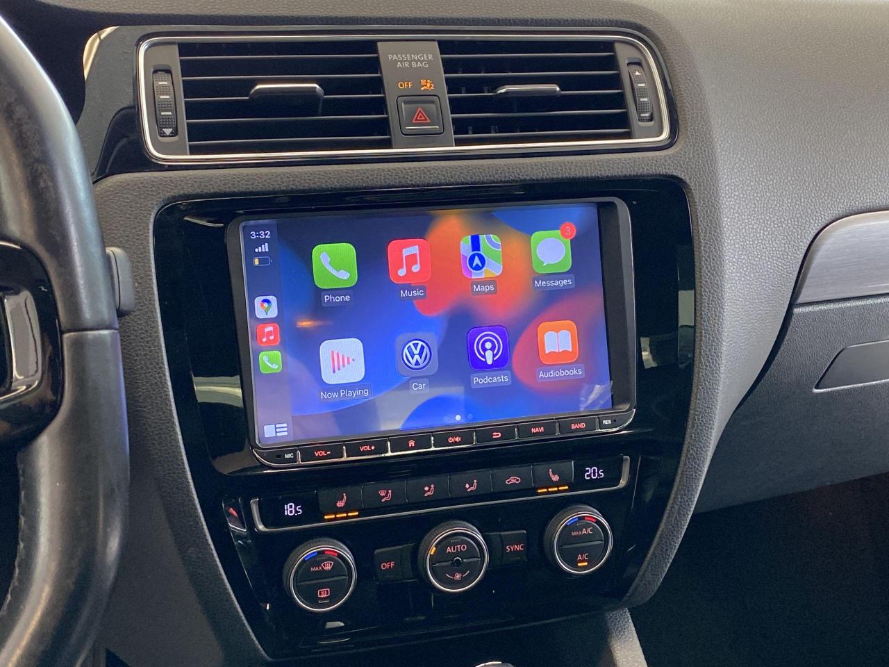 2015 Volkswagen Jetta Highline+ApplePlay+GPS+Blind Spot+Leather+Roof - Photo #9