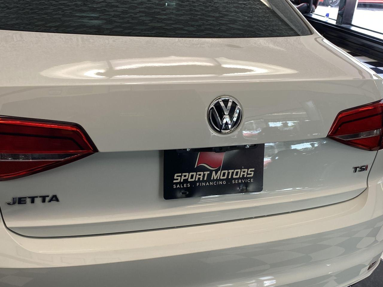 2015 Volkswagen Jetta Highline+ApplePlay+GPS+Blind Spot+Leather+Roof - Photo #58