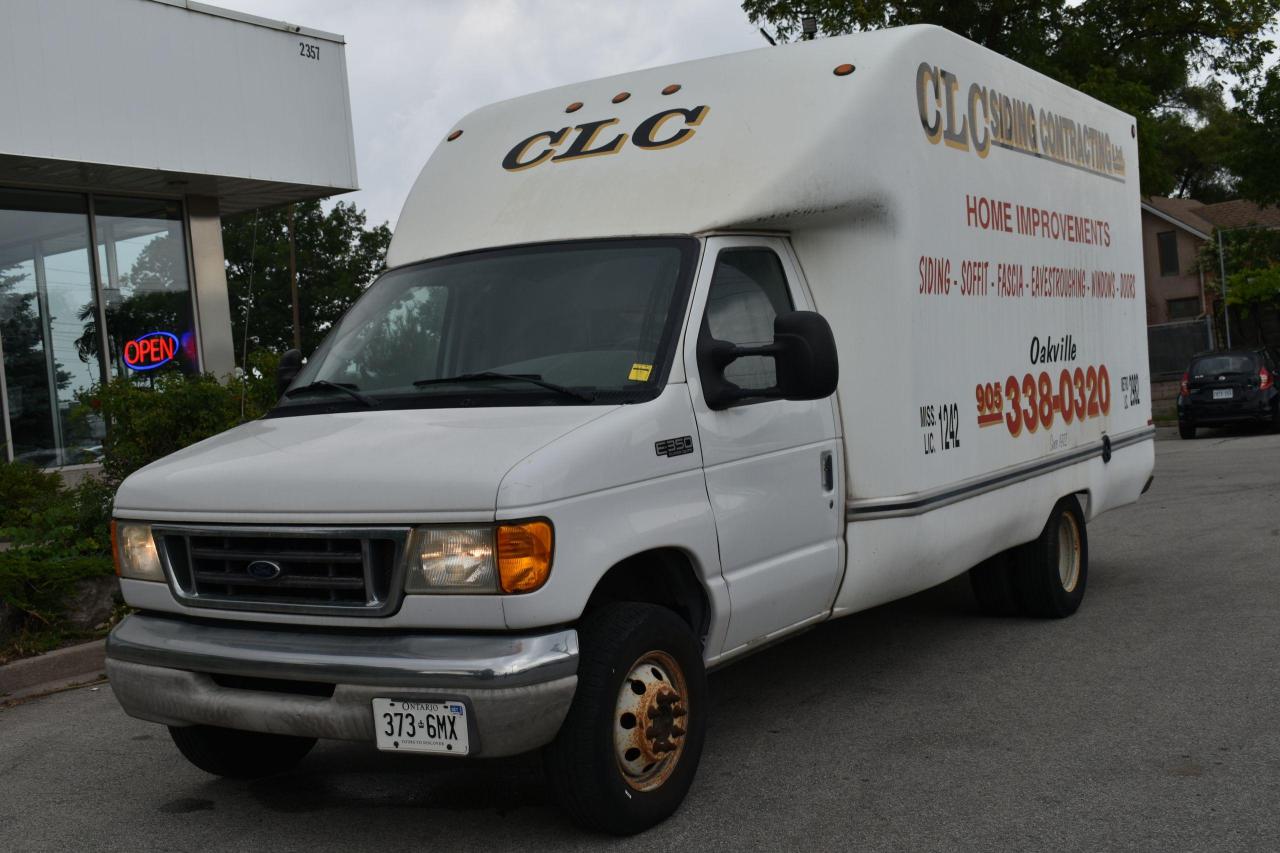 2004 Ford Econoline E-350 Super Duty 138" WB DRW
