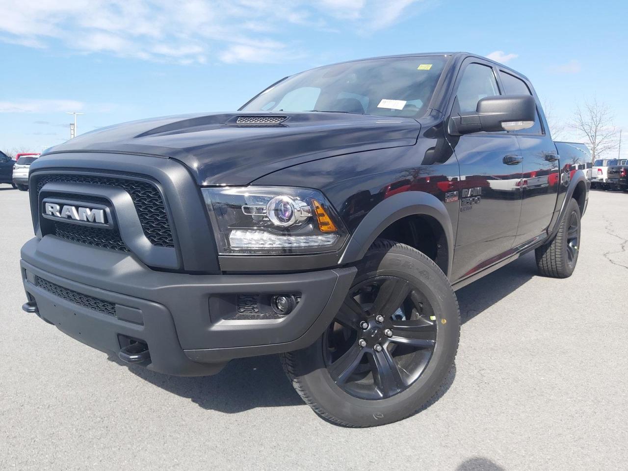 2022 RAM 1500 Classic SLT Photo2