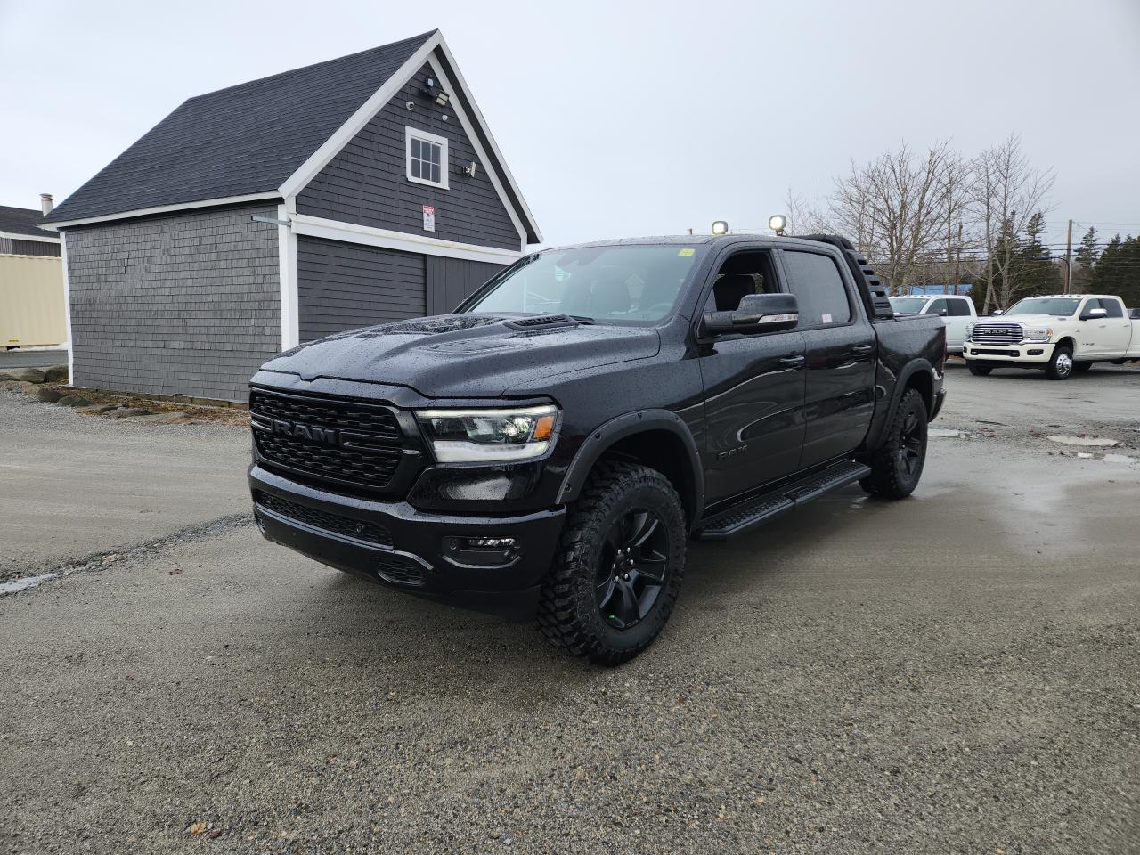 2022 RAM 1500 SPORT 4X4 CREW CAB 5'7" BOX Photo24