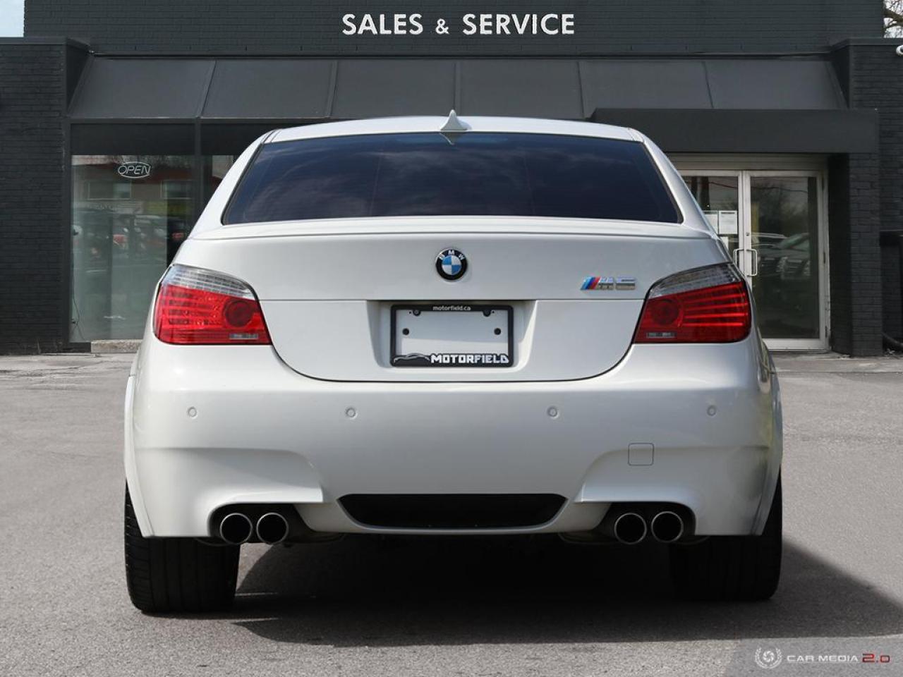 2008 BMW M5 RWD 500HP *Head Up Display, Nav, Red Interior, 99KM* Photo