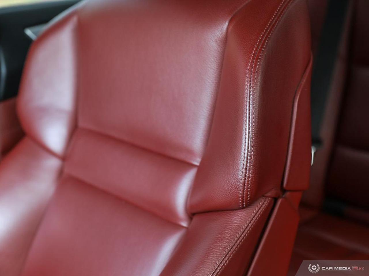 2008 BMW M5 RWD 500HP *Head Up Display, Nav, Red Interior, 99KM* Photo