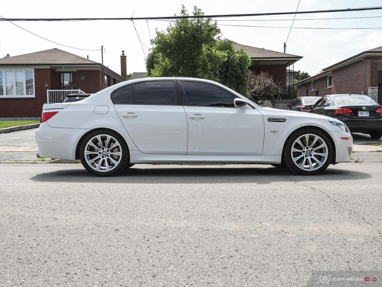 2008 BMW M5 RWD 500HP *Head Up Display, Nav, Red Interior, 99KM* Photo