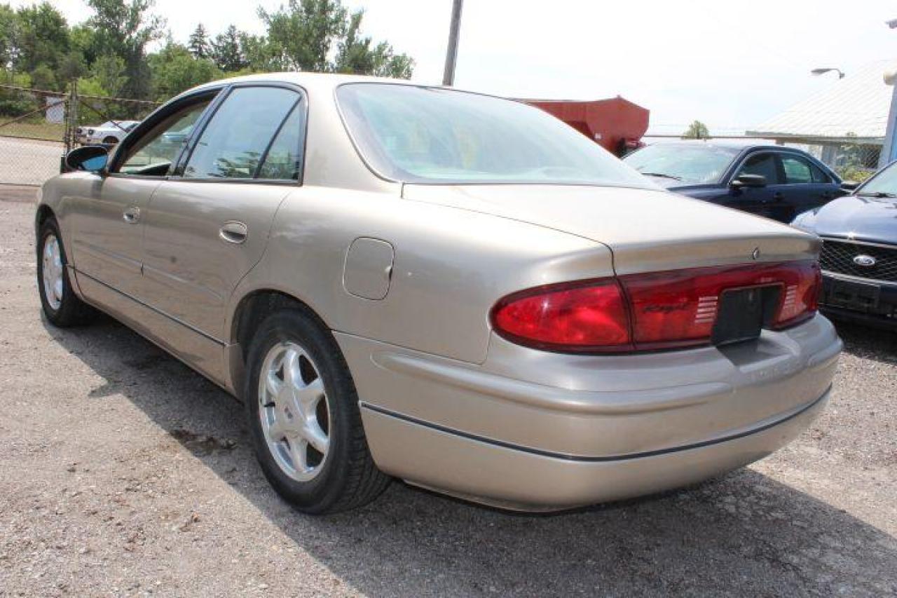 2003 Buick Regal  Photo3