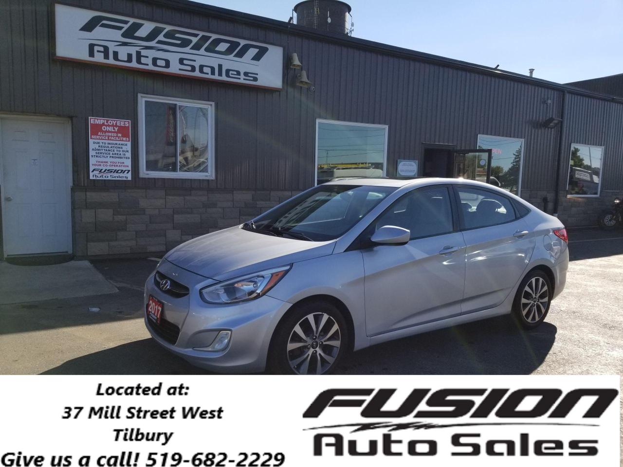 Used 2017 Hyundai Accent SE-SUNROOF-HEATED SEATS- for sale in Tilbury, ON
