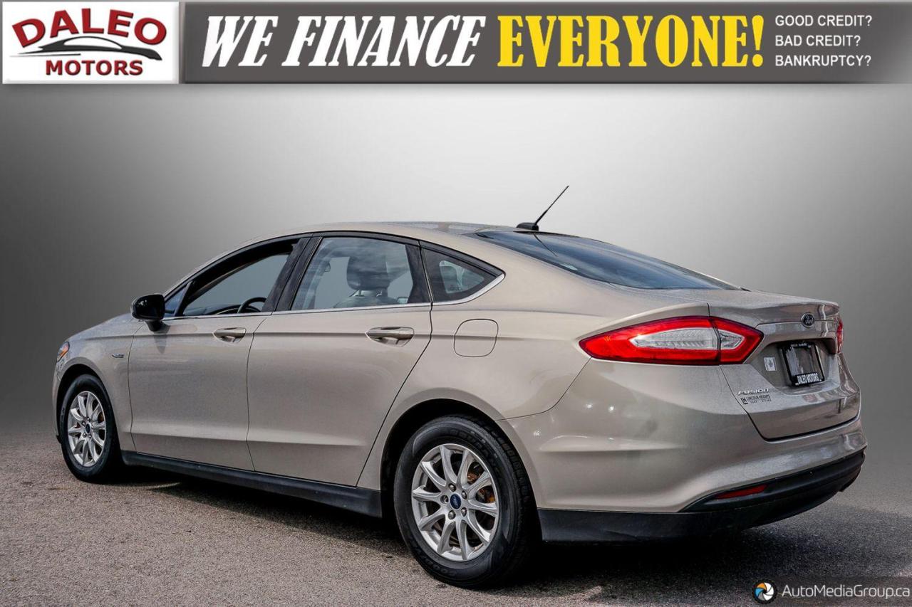 2015 Ford Fusion B CAM/ BLUETOOTH/ TIRE PRESSURE MONITOR/ LOW KMS Photo5