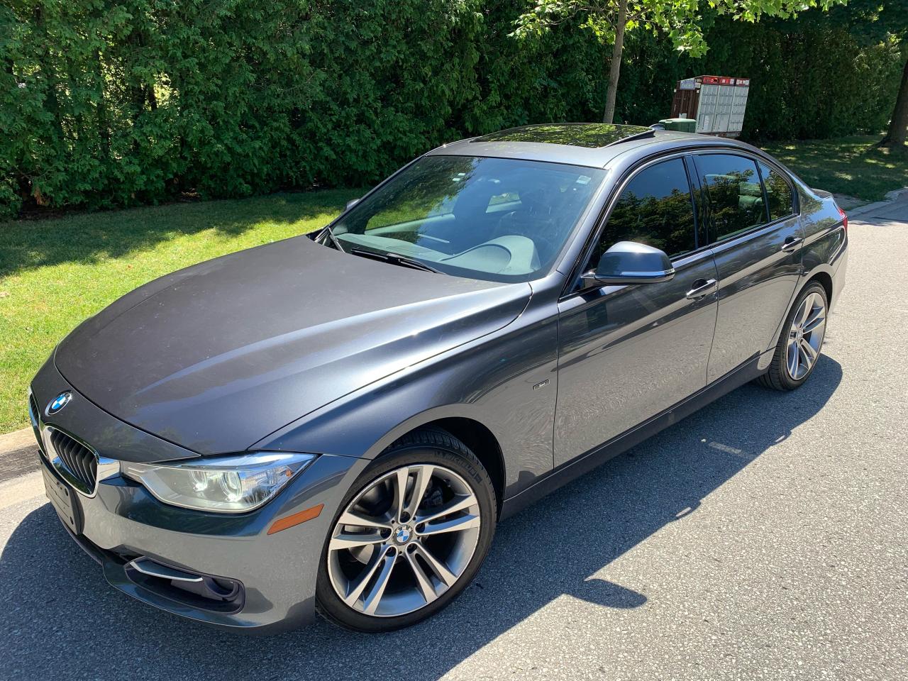2012 BMW 328i 328i "SPORT" RWD-LOADED! ONLY 117K KMS! NON-SMOKER - Photo #4