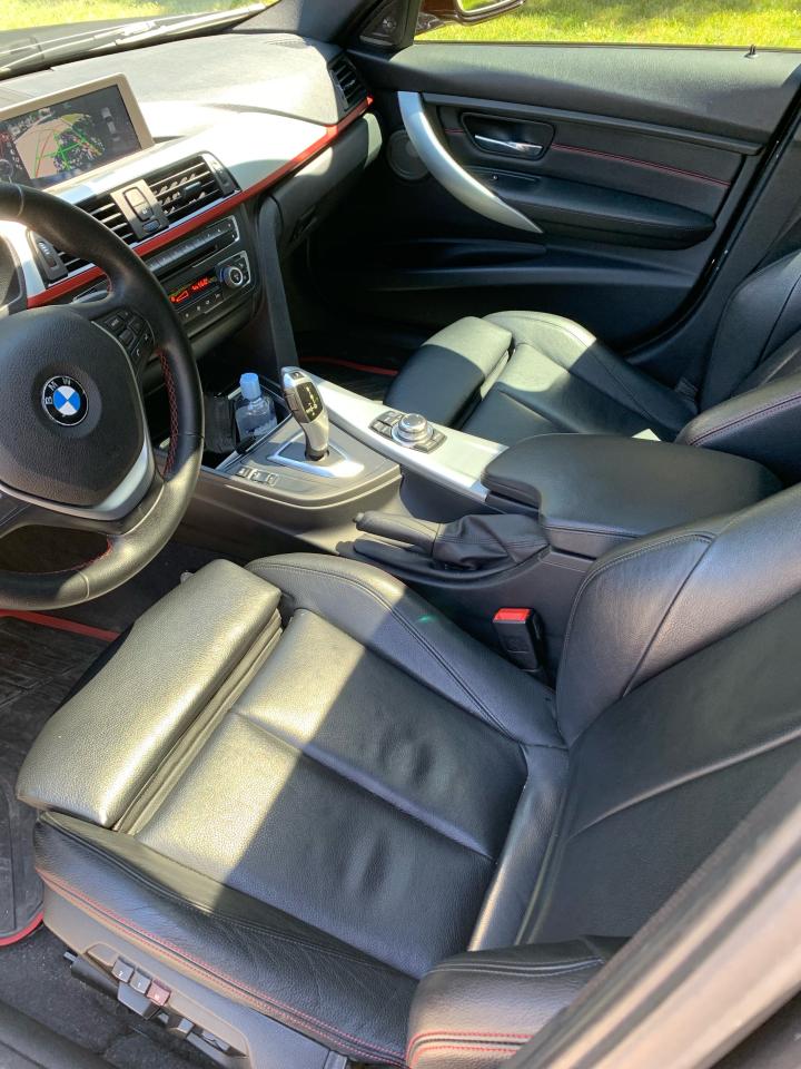 2012 BMW 328i 328i "SPORT" RWD-LOADED! ONLY 117K KMS! NON-SMOKER - Photo #12