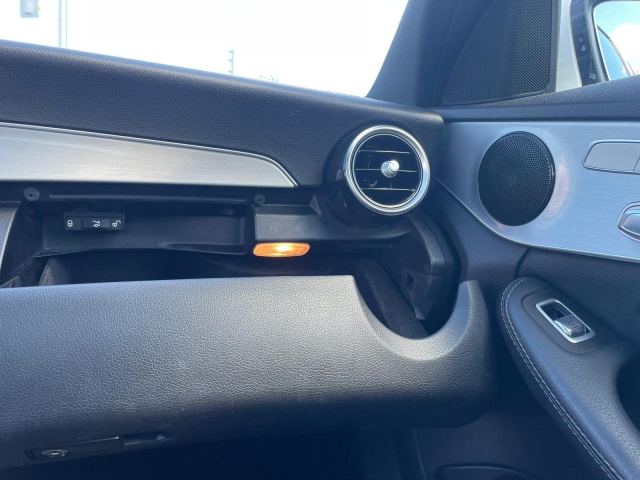 2017 Mercedes-Benz C-Class C 300 4MATIC NAVIGATION  NO ACCIDENT CAMERA B-TOO - Photo #17