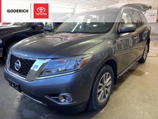 Used 2016 Nissan Pathfinder  for sale in Goderich, ON