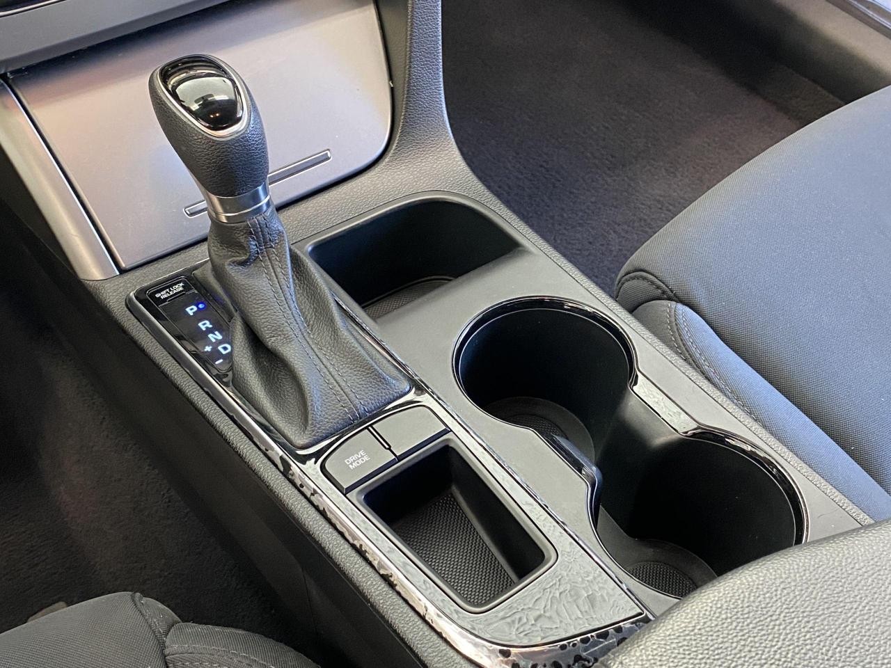 2017 Hyundai Sonata GL+New Tires & Brakes+Heated Seats+Camera+A/C - Photo #31