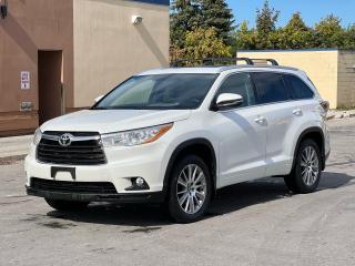 Used 2016 Toyota Highlander XLE AWD  Navigation/Sunroof/Camera/ 8 Pass for sale in North York, ON
