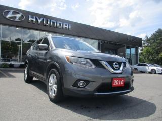 Used 2016 Nissan Rogue SV (CVT) for sale in Ottawa, ON