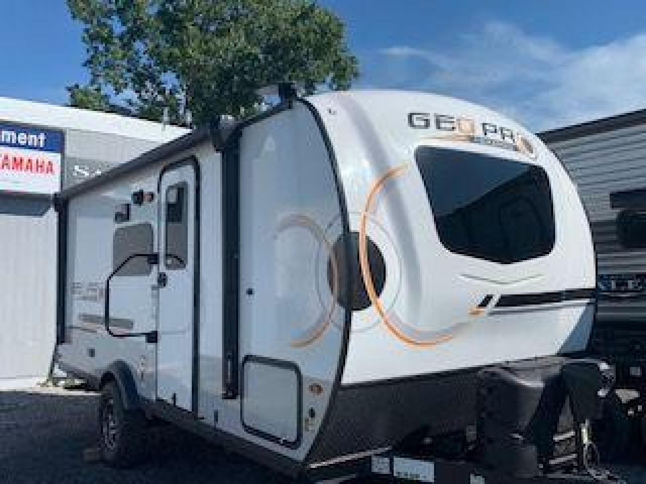 2022 Geo Pro 19BH Lightweight Bunkhouse