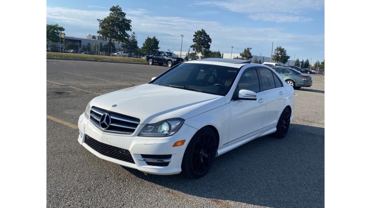 2013 Mercedes-Benz C-Class 4dr Sdn C 300 4MATIC/SUNROOF/LEATHER/CERTIFIED - Photo #1