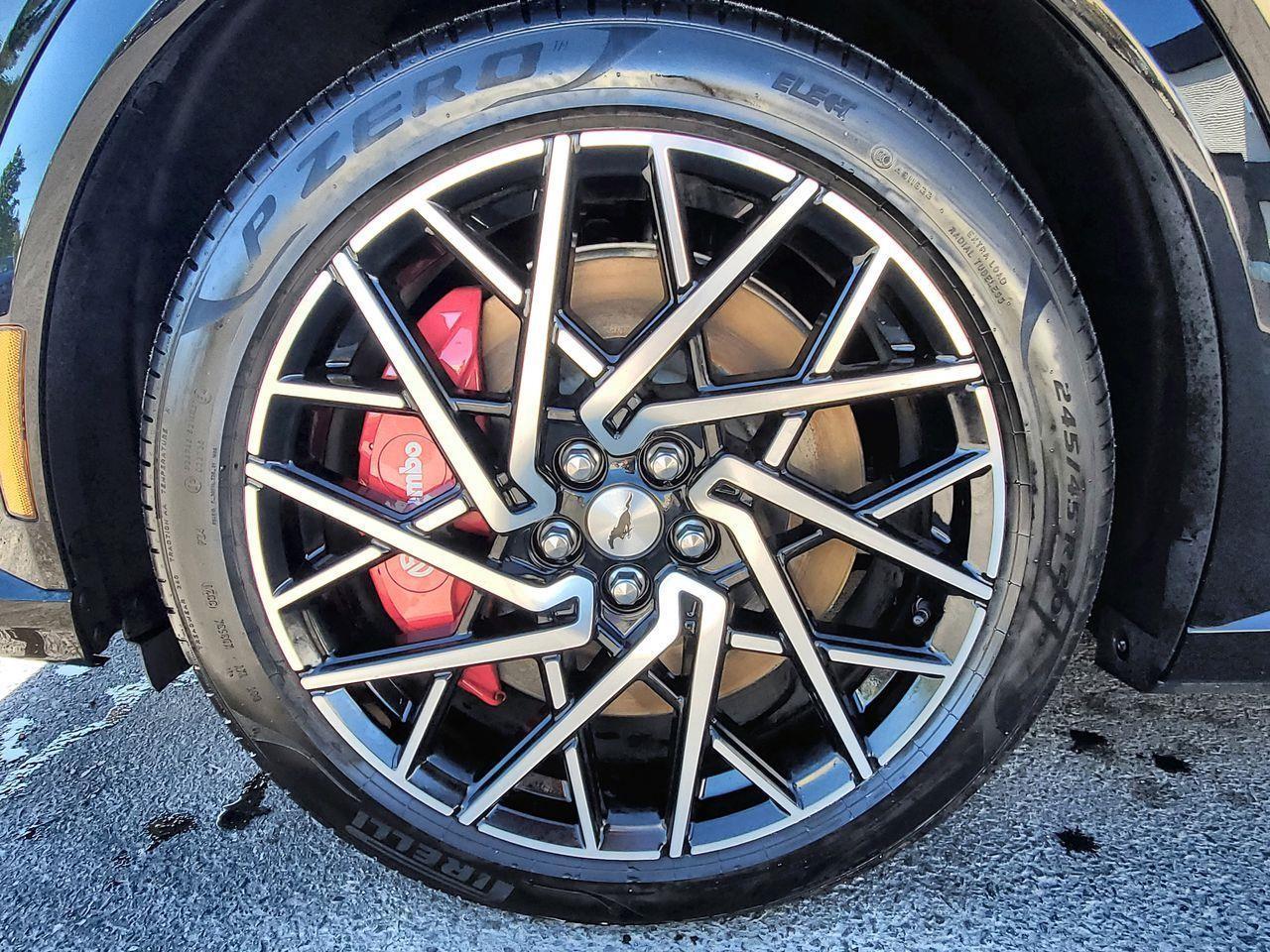 2021 Ford Mustang Mach-E GT Performance Edition ELECTRIC AWD, INSTANT ACCELERATION, BLUETOOTH, HEATED SEATS, APPLE CARPLAY/ANDROID AUTO!! Photo