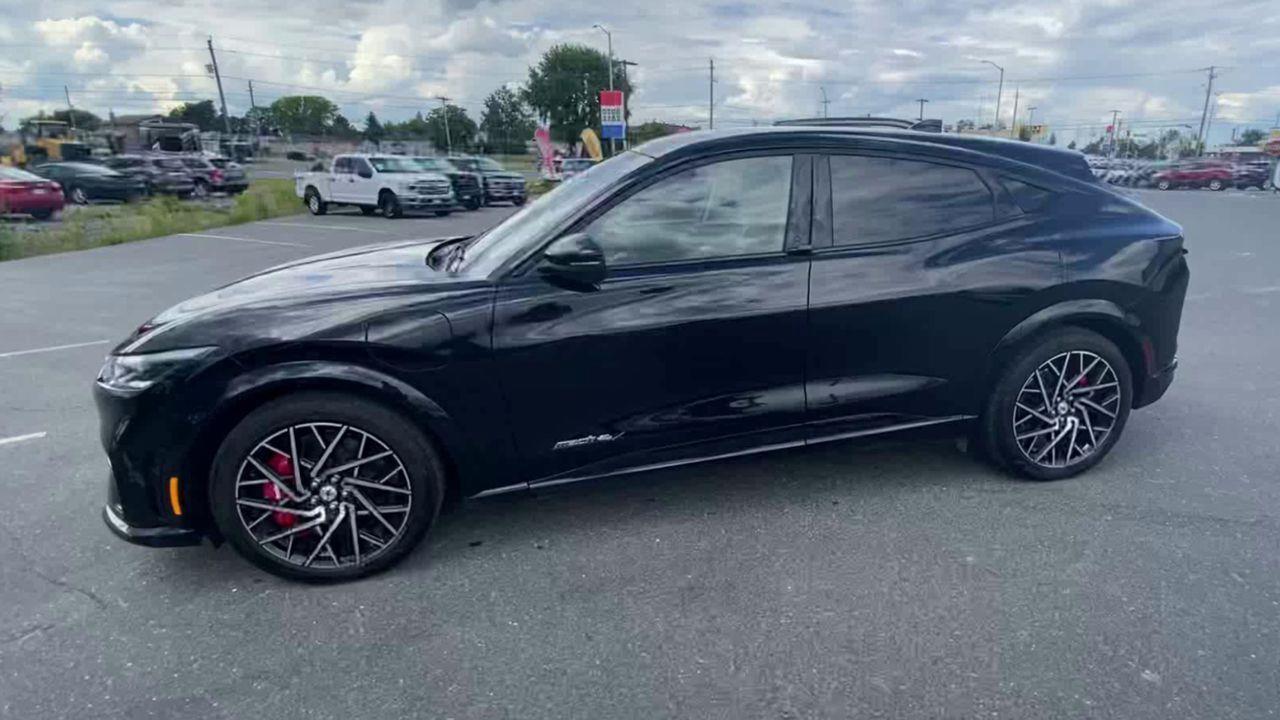 2021 Ford Mustang Mach-E GT Performance Edition ELECTRIC AWD, INSTANT ACCELERATION, BLUETOOTH, HEATED SEATS, APPLE CARPLAY/ANDROID AUTO!! Photo