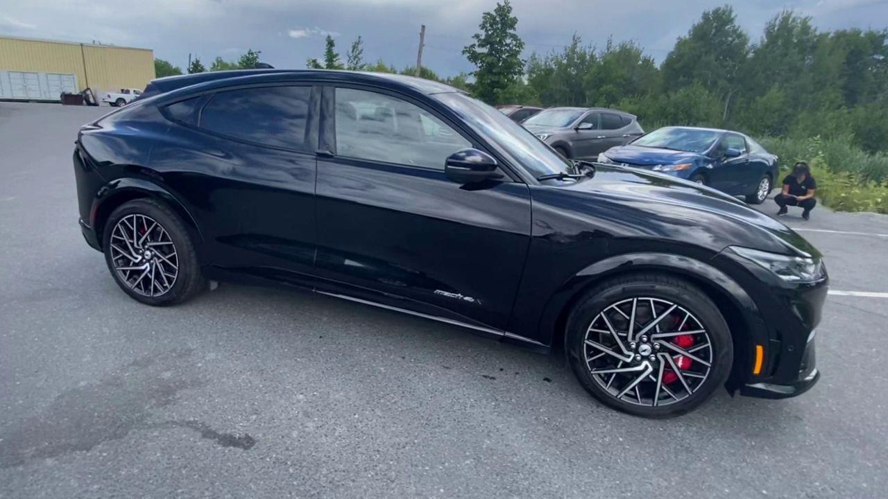 2021 Ford Mustang Mach-E GT Performance Edition ELECTRIC AWD, INSTANT ACCELERATION, BLUETOOTH, HEATED SEATS, APPLE CARPLAY/ANDROID AUTO!! Photo2