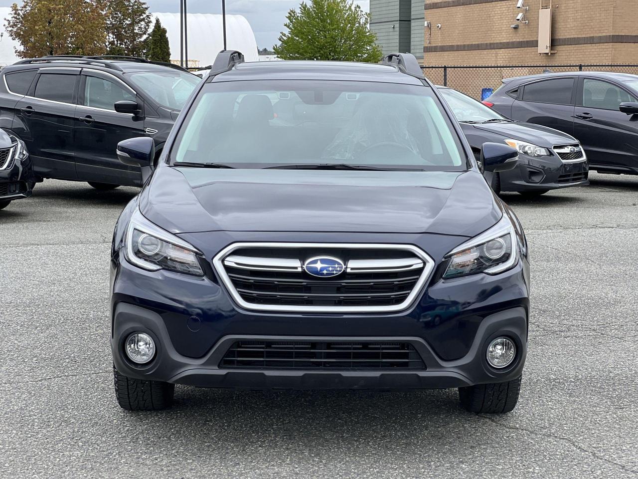 2018 Subaru Outback 2.5i Limited w/EyeSight Pkg - Photo #2