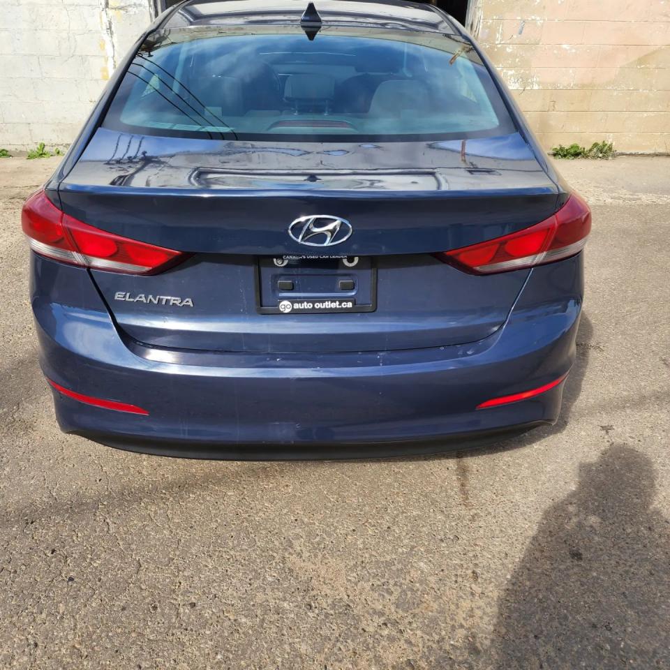 2017 Hyundai Elantra GT - Photo #1