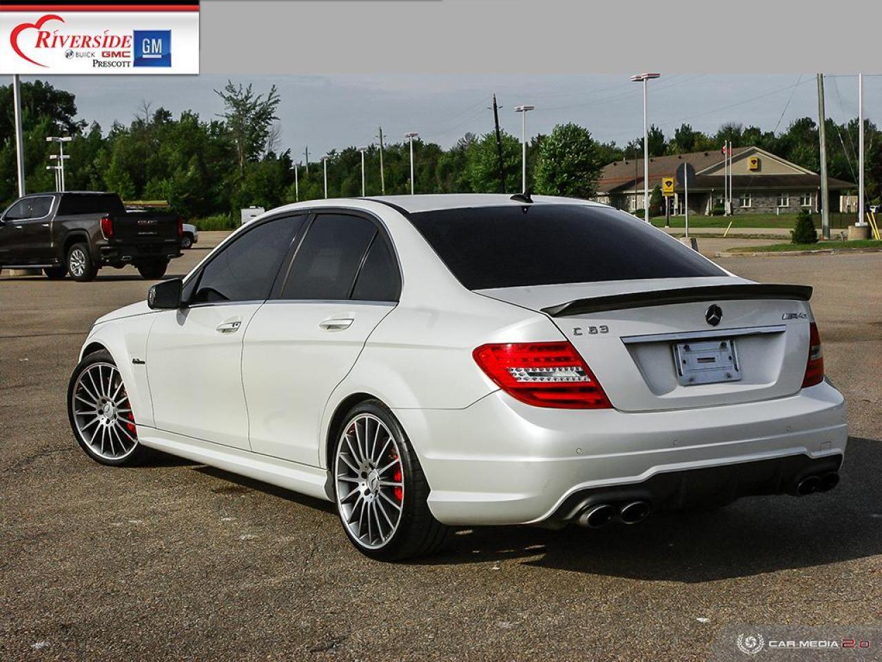 2013 Mercedes-Benz C-Class  Photo3