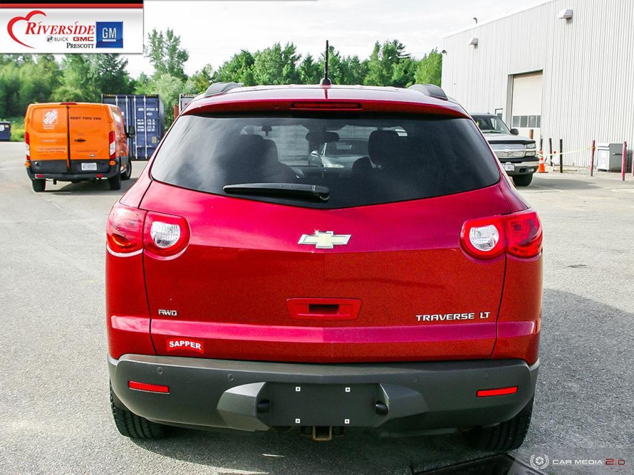 2012 Chevrolet Traverse 1LT Photo4