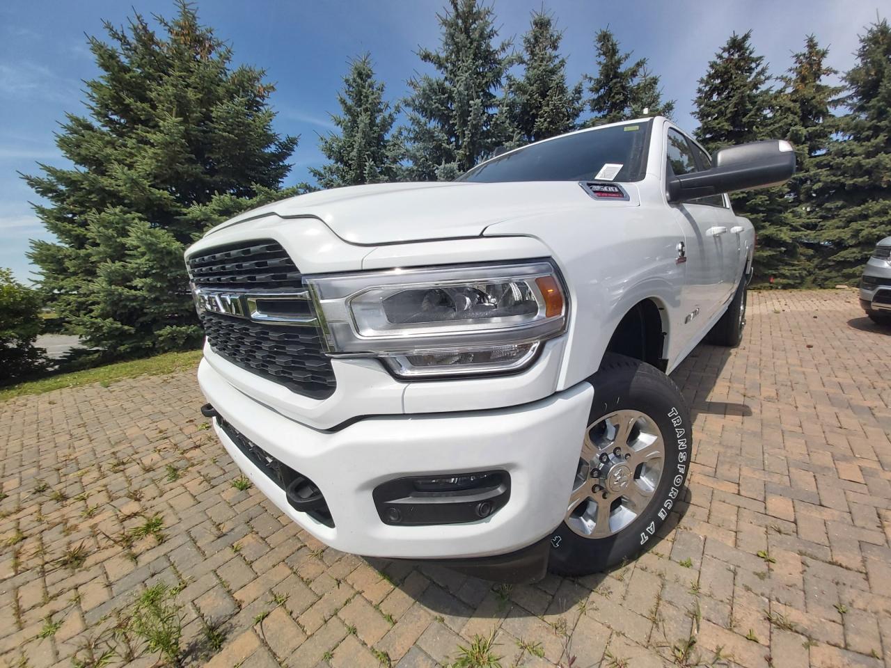 2022 RAM 3500 Big Horn Photo2