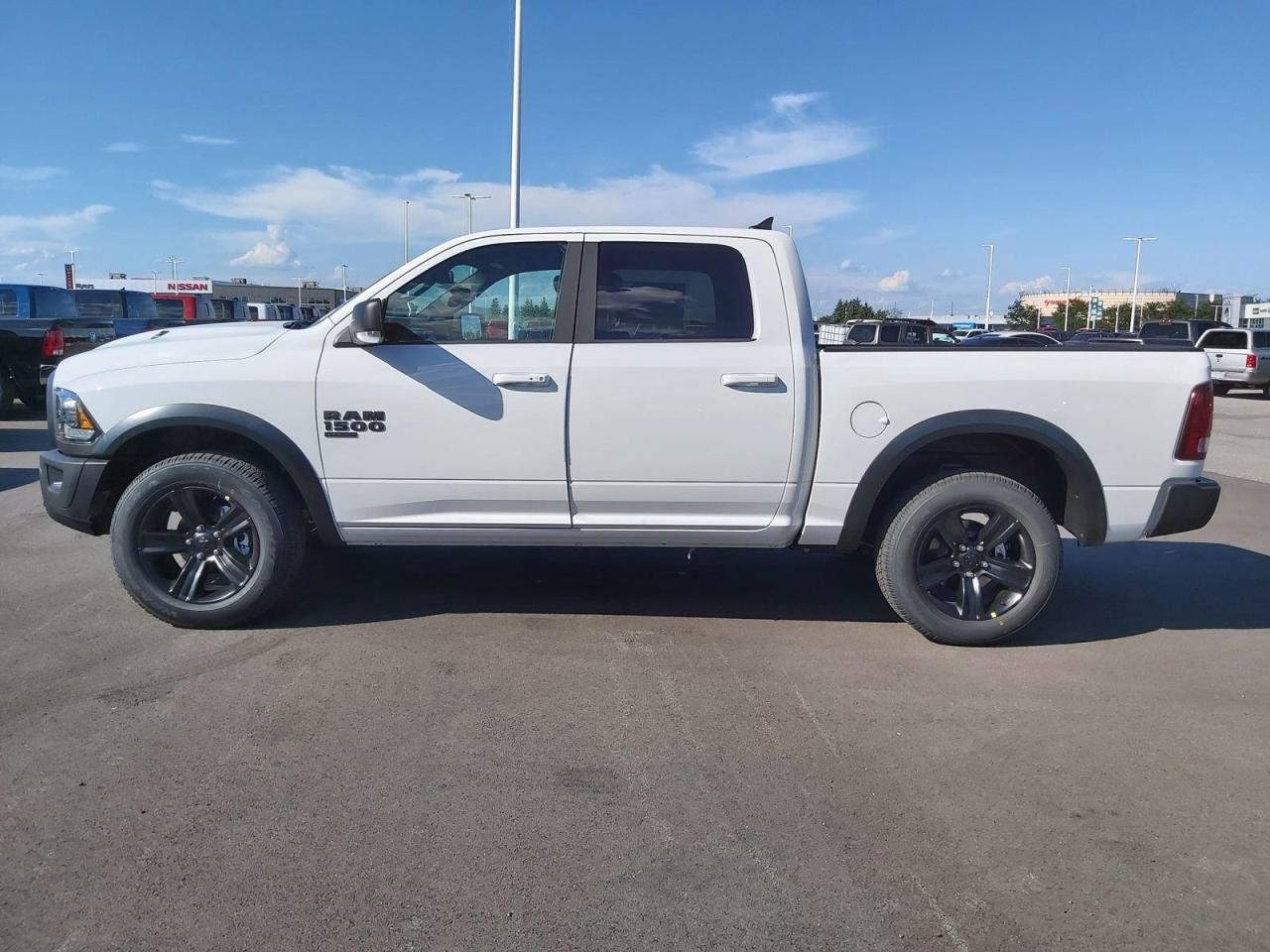 2022 RAM 1500 Classic SLT Photo3