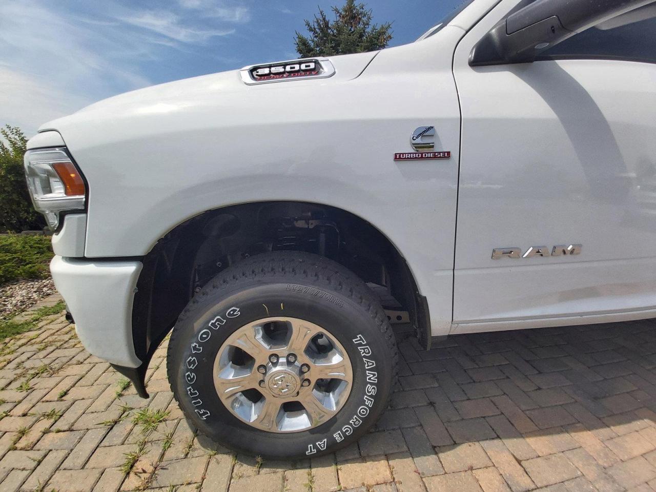 2022 RAM 3500 Big Horn Photo3