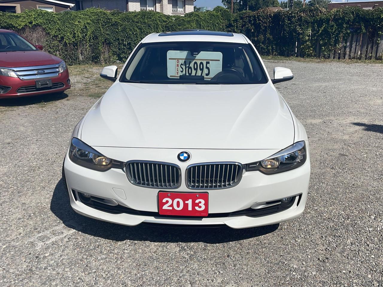 2013 BMW 3 Series 320i xDrivep