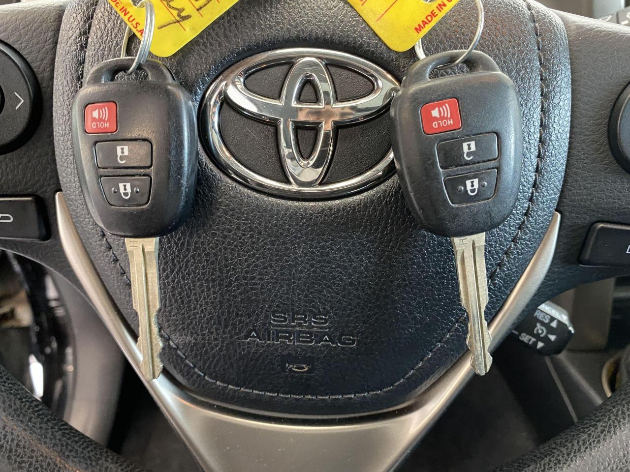 2013 Toyota RAV4 XLE AWD+New Tires+Roof+Heated Seats+Clean Carfax - Photo #17