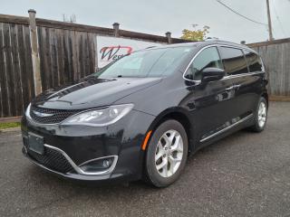 Used 2017 Chrysler Pacifica Touring-L Plus for sale in Stittsville, ON