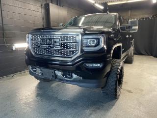 Used 2017 GMC Sierra 1500 Denali / Clean CarFax / Lifted / Fuel Rims for sale in Kingston, ON