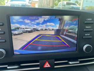 2023 Hyundai Elantra Preferred IVT like new NO ACCIDENT CARPLAY LANE KE - Photo #11