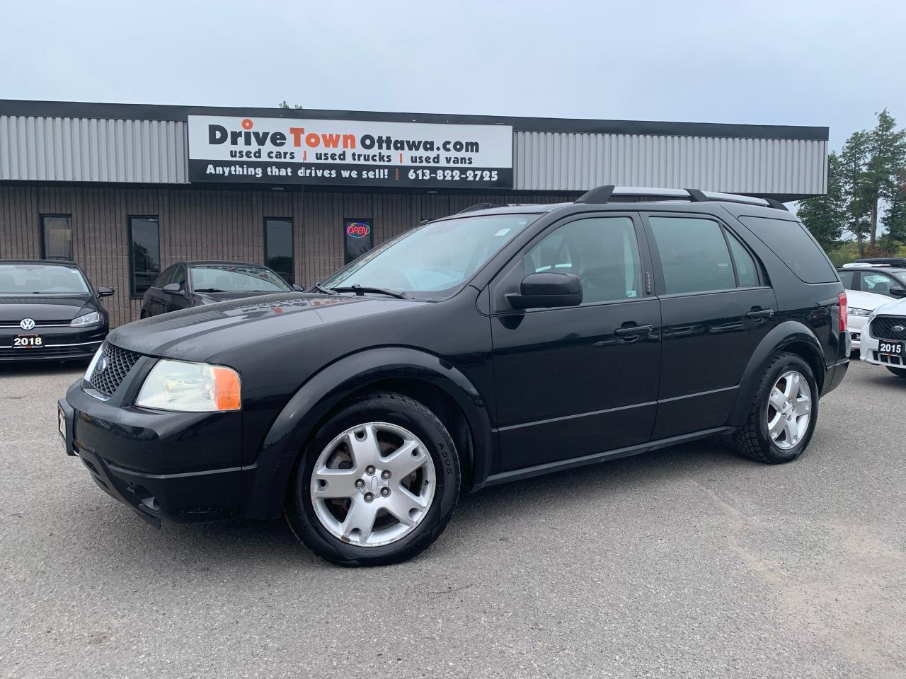 2007 Ford Freestyle LIMITED AWD **6 PASSENGER** - Photo #1