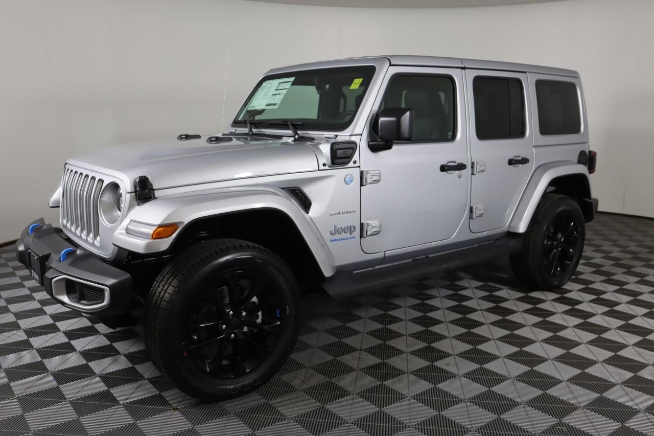 2023 Jeep Wrangler 4xe Sahara Photo2