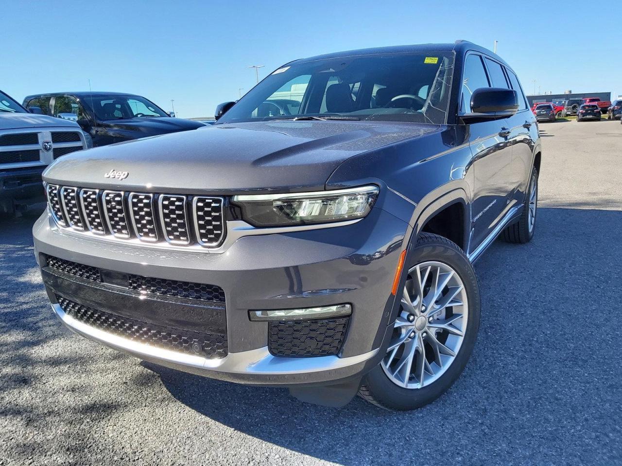 2023 Jeep Grand Cherokee L Summit Photo2