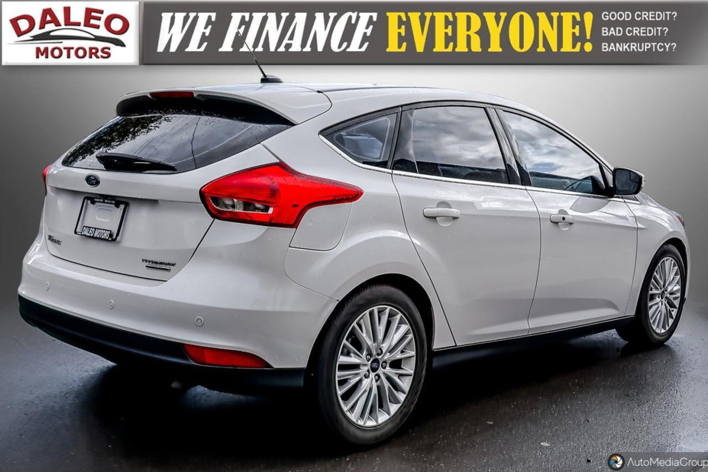 2016 Ford Focus NAV / LEATHER / SUNROOF / B. CAM / H. SEATS