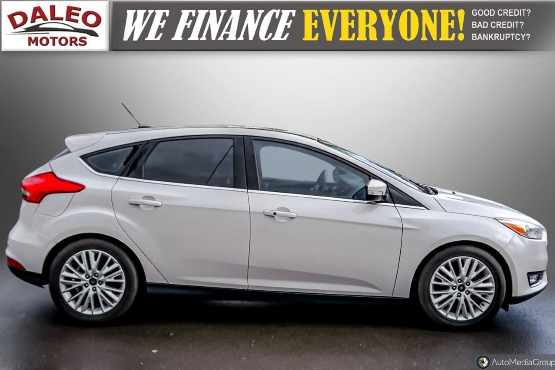 2016 Ford Focus NAV / LEATHER / SUNROOF / B. CAM / H. SEATS