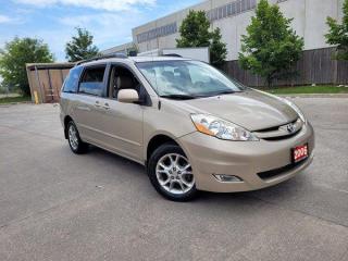Used 2006 Toyota Sienna XLE, AWD, Leather Sunroof, low km, Warranty Avail for sale in Toronto, ON