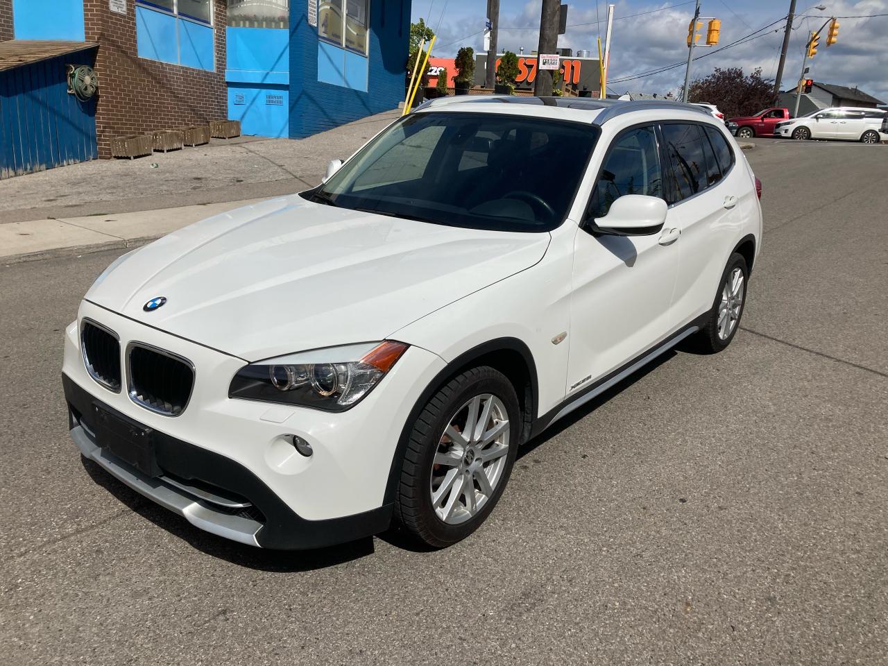 2012 BMW X1 X1 28I/AWD/NAV/4CYL2L/PANSUNROOF/LEATHER/CERTIFIED - Photo #1