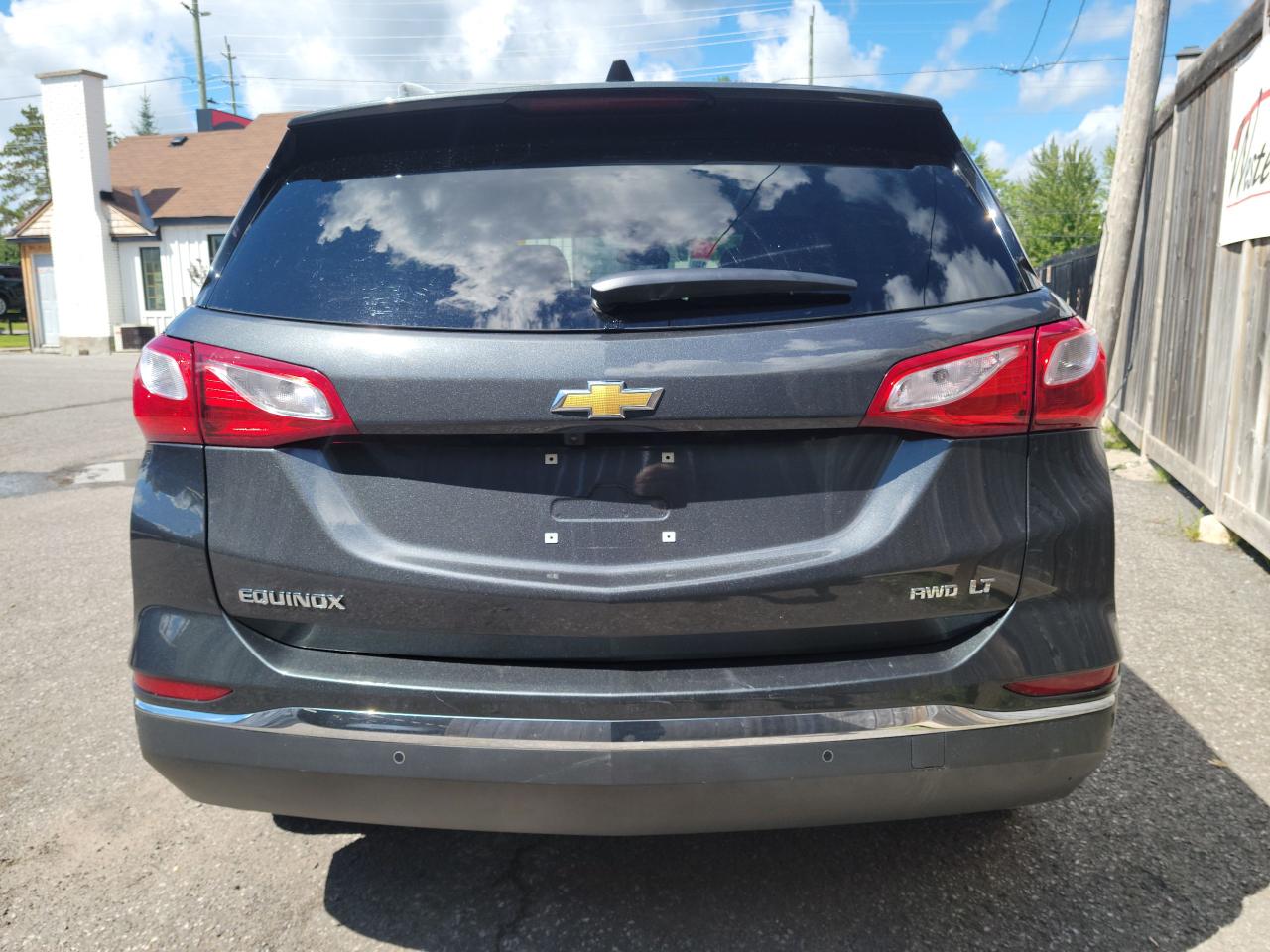 2018 Chevrolet Equinox LT, All Wheel Drive , Low Kms - Photo #4