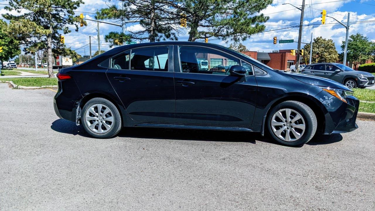 2020 Toyota Corolla LE Photo4