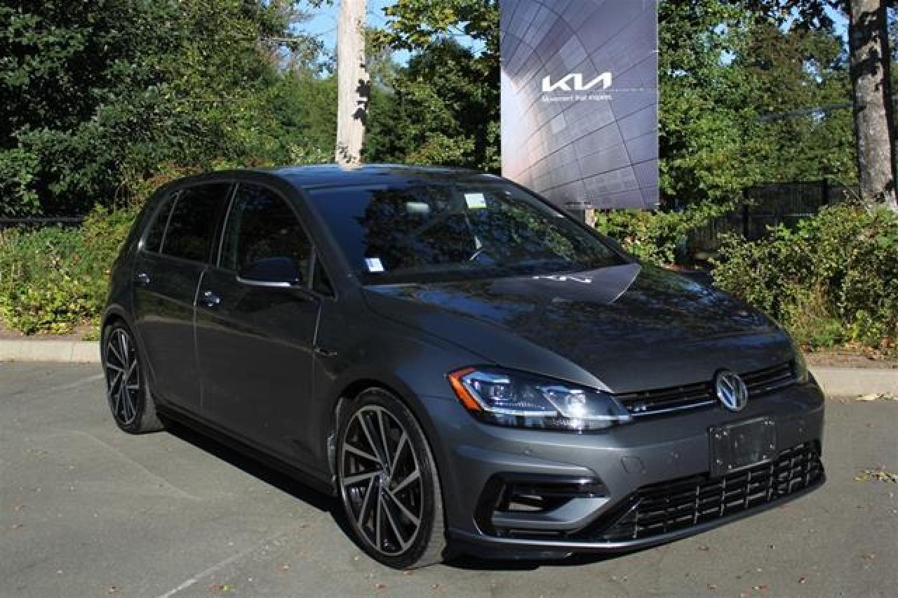 Used 2018 Volkswagen Golf R Base for sale in Courtenay, BC