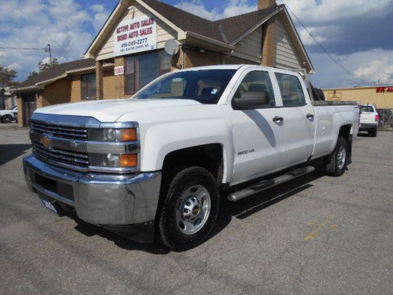 2016 Chevrolet Silverado 2500 WT 4X4 Crew Cab 8Ft Box TOMMY 1300Lbs Liftgate