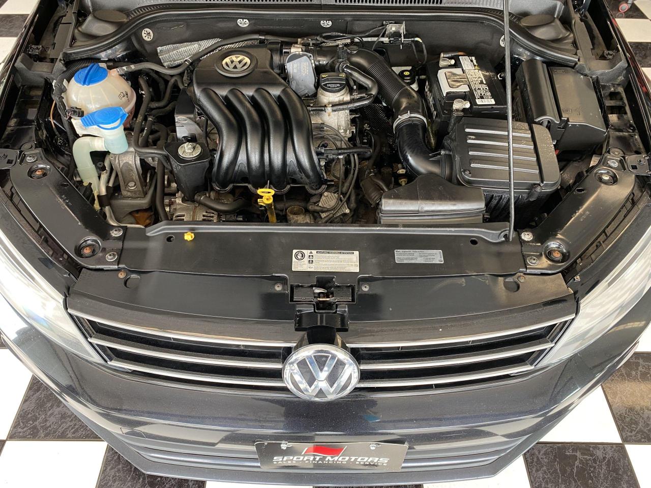 2015 Volkswagen Jetta Trendline+A/C+New Tires+Brakes+Camera+CLEAN CARFAX - Photo #7