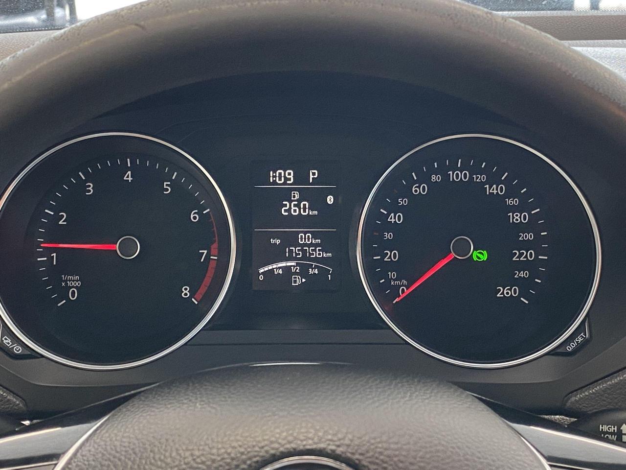 2015 Volkswagen Jetta Trendline+A/C+New Tires+Brakes+Camera+CLEAN CARFAX - Photo #16