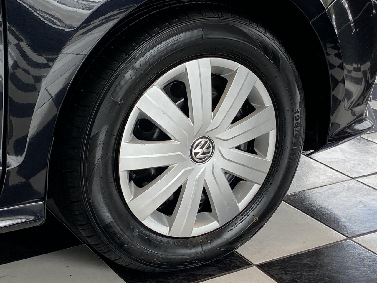 2015 Volkswagen Jetta Trendline+A/C+New Tires+Brakes+Camera+CLEAN CARFAX - Photo #51