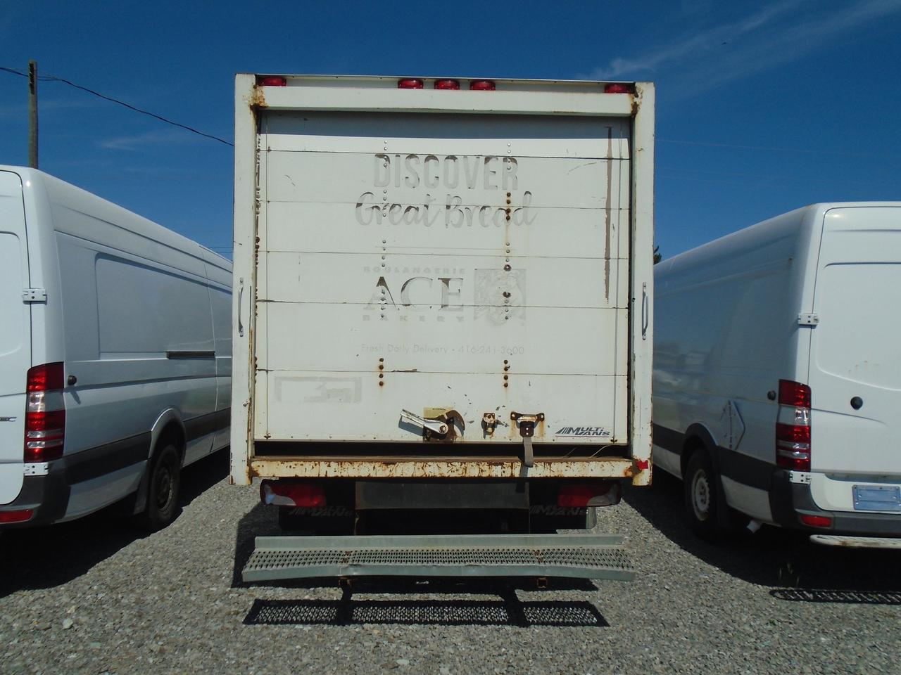 2010 Mercedes-Benz Sprinter 3500 3500 2WD Reg Cab 170 WB Photo